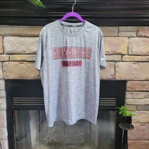 Russell Athletic Arkansas Razorback shirt Men's L (42-44)
